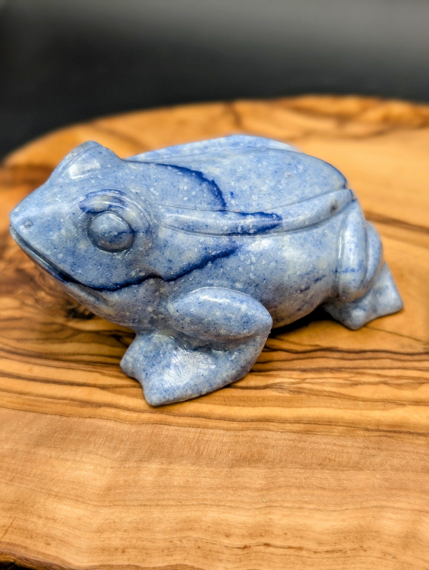 Crystal Frog Carvings