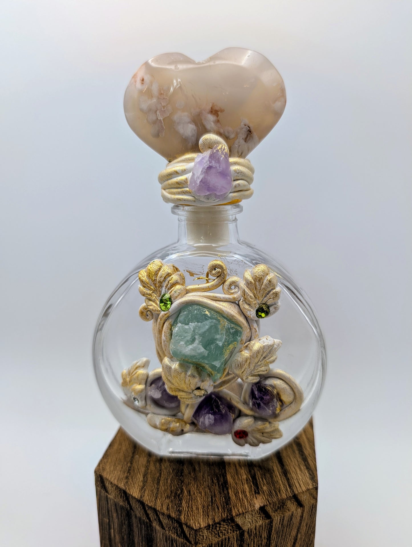 Crystal Infused Glass Bottles with Polished & Raw Stones – Airtight Lid & Tumbles for Moon Water Charging