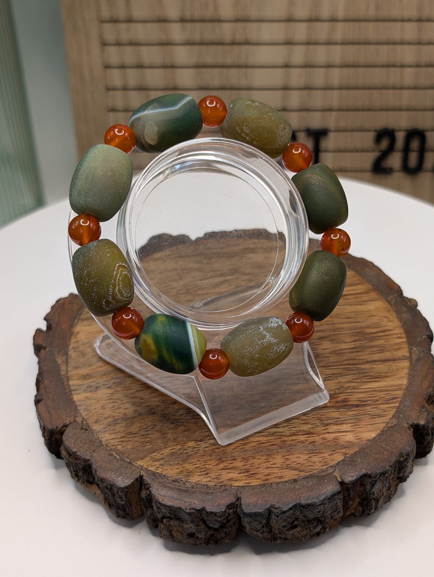 Gobi Agate 14mm Barrel Beaded Bracelet - Green (Dyed)