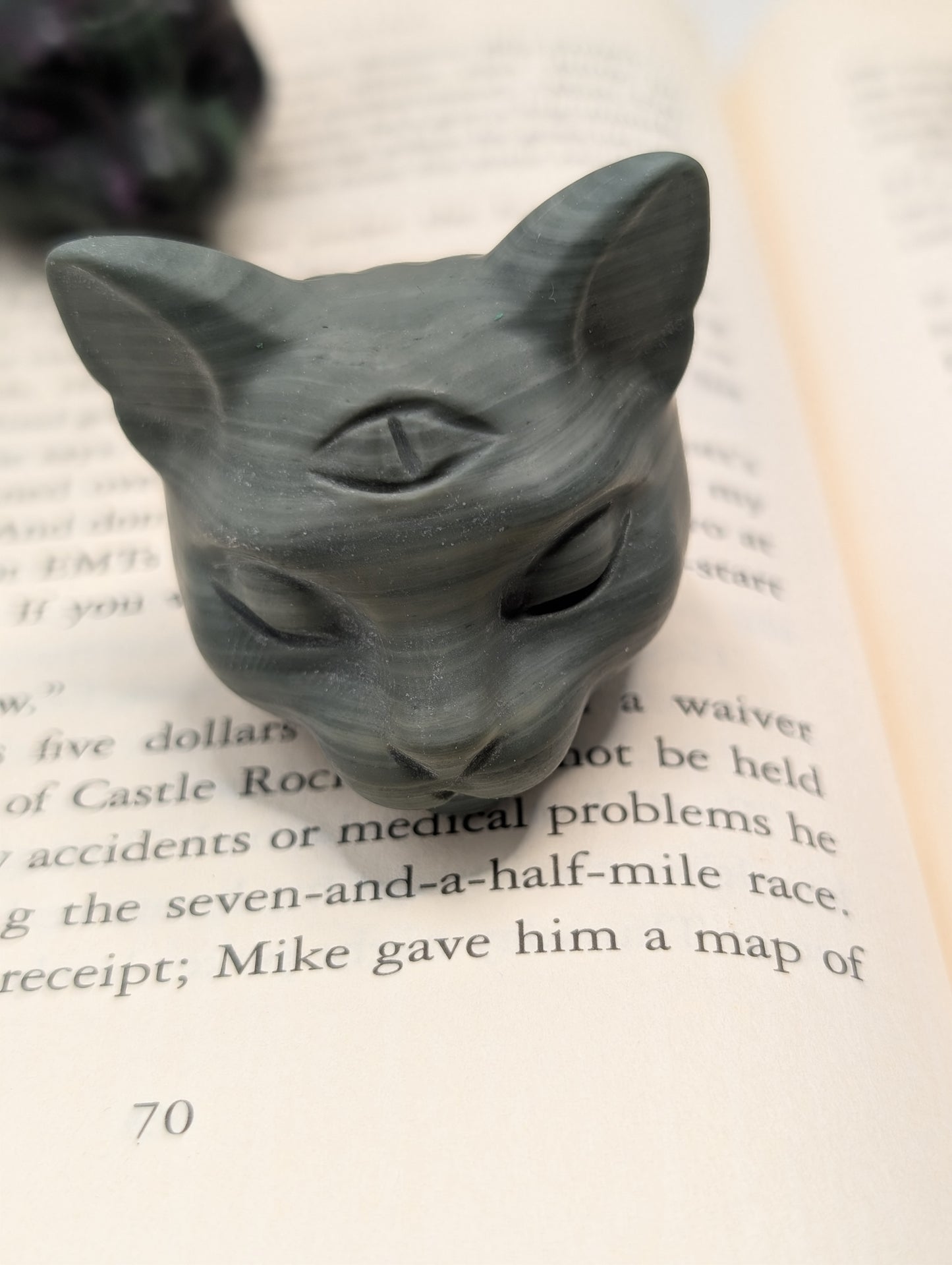 Crystal Cat Head with All-Seeing Eye – Carved Stone Spirit Totem