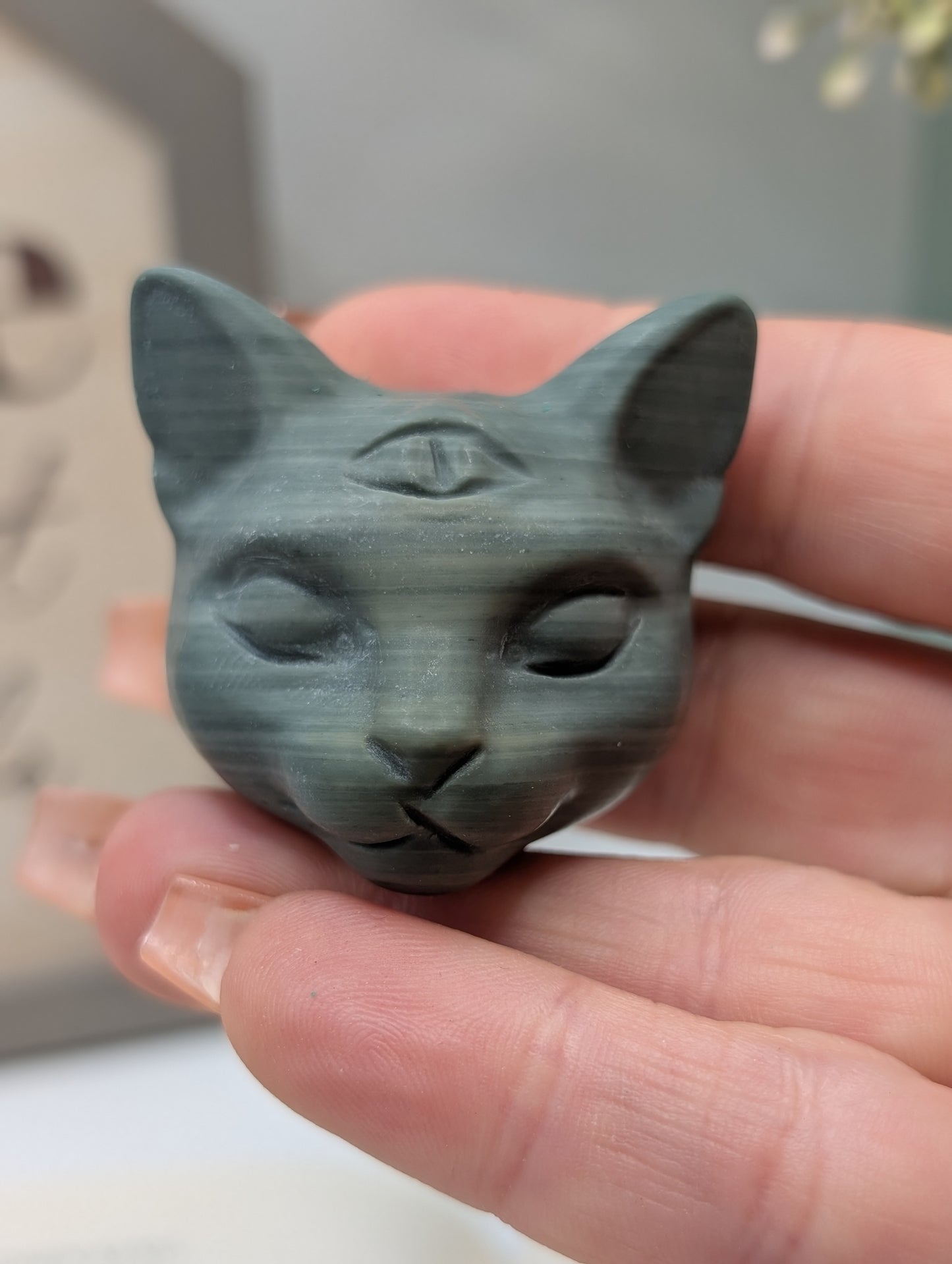 Crystal Cat Head with All-Seeing Eye – Carved Stone Spirit Totem