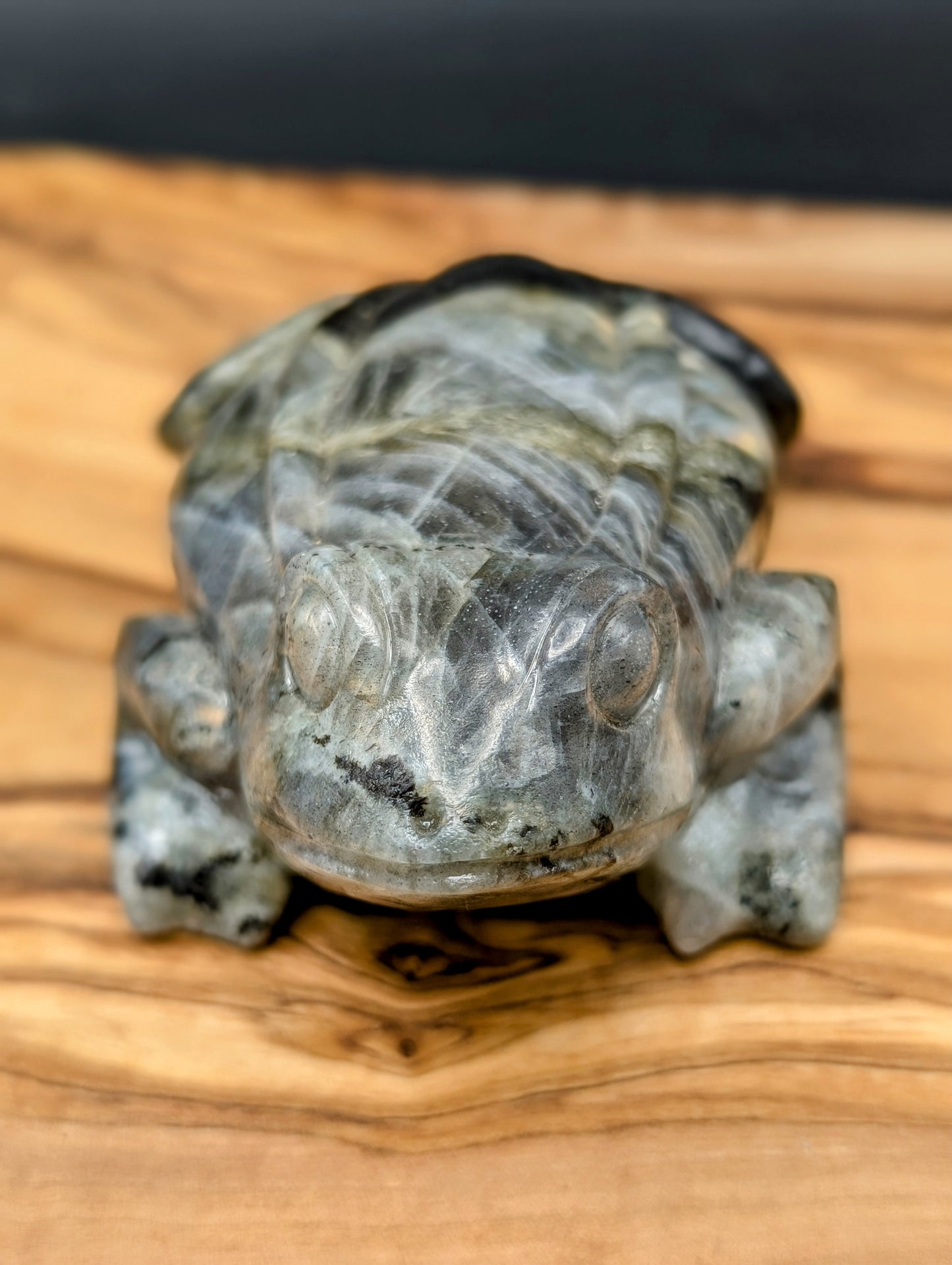 Crystal Frog Carvings