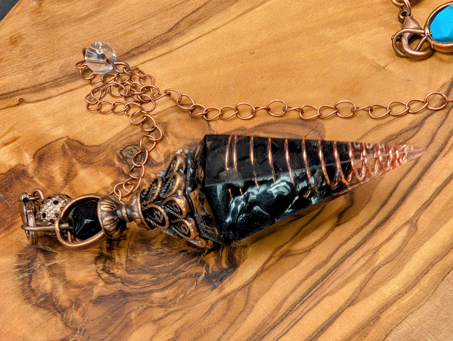 Resin Pendulum With Copper Wire and Crystal Chips & Clear Quartz Beads for Balance