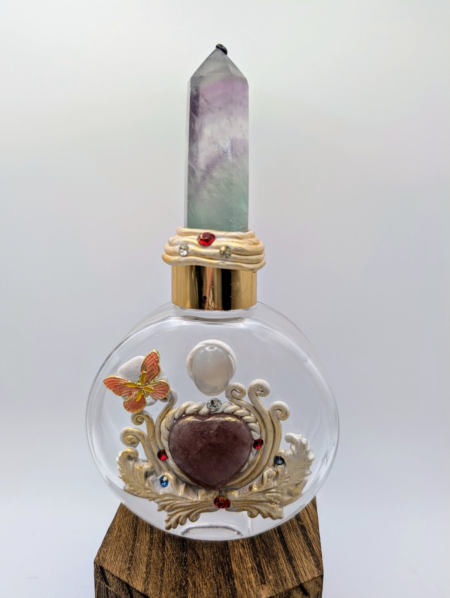 Crystal Infused Glass Bottles with Polished & Raw Stones – Airtight Lid & Tumbles for Moon Water Charging