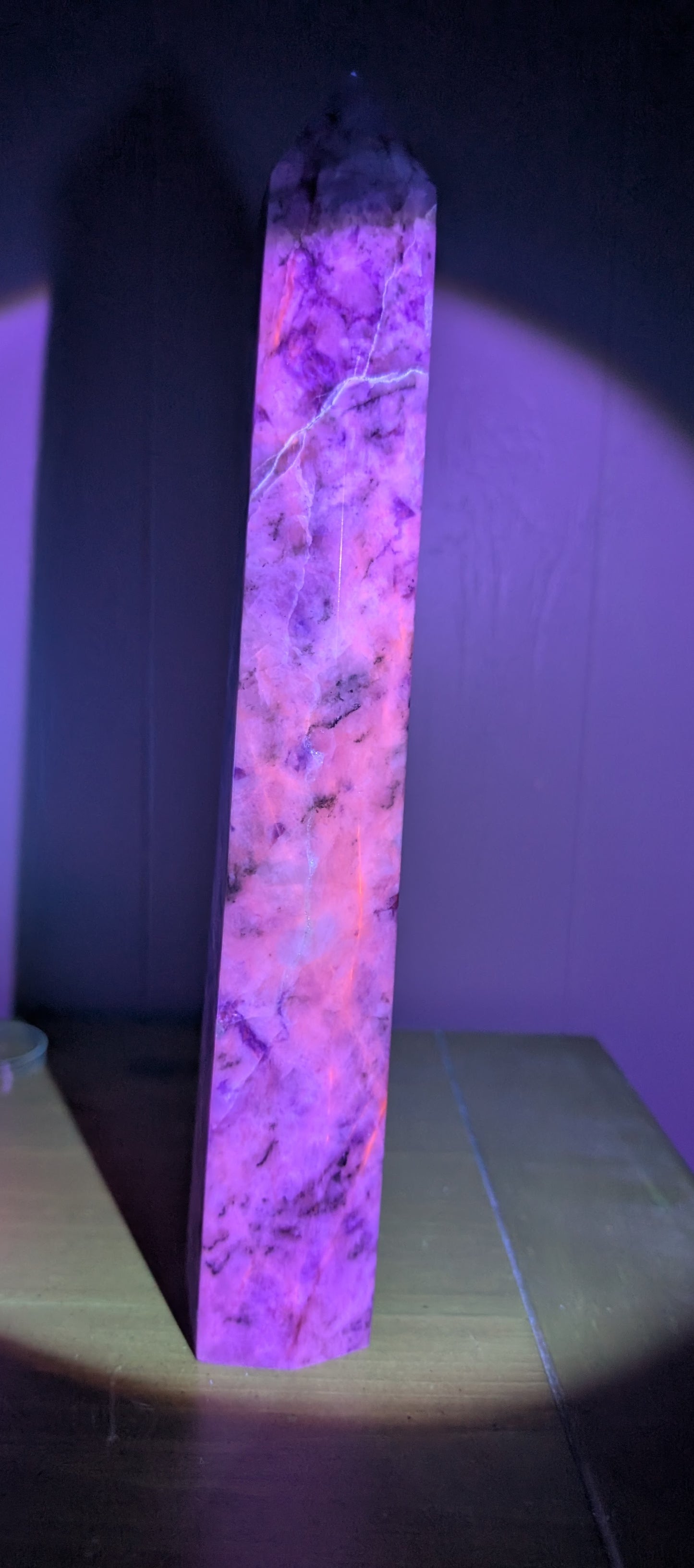 Sodalite Tower - Highly UV Reactive!!