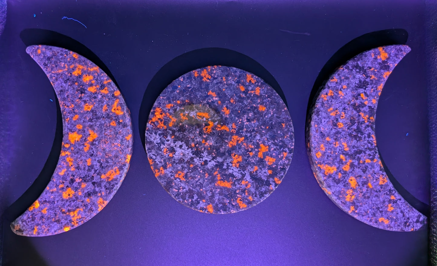 Triple Moon in Yooperlite - UV Reactive Set!