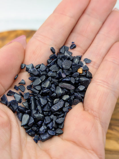 Blue Sandstone chips with deep navy blue color and shimmering metallic sparkle