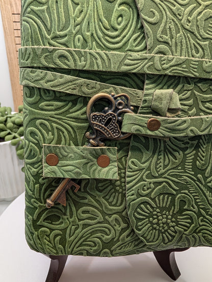 Handmade Genuine Leather Journals with Skeleton Key Closures