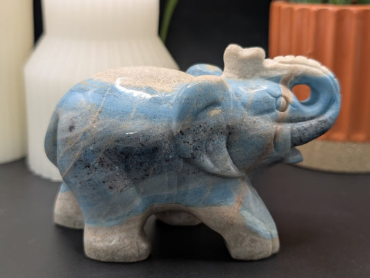 Trolleite Elephant Carving